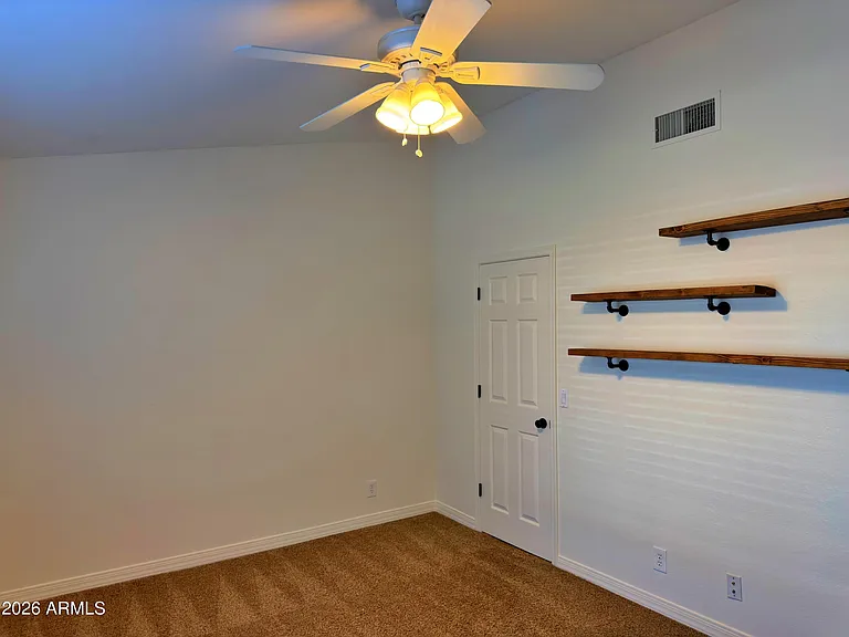 808 N Winthrop Cir — Photo 22
