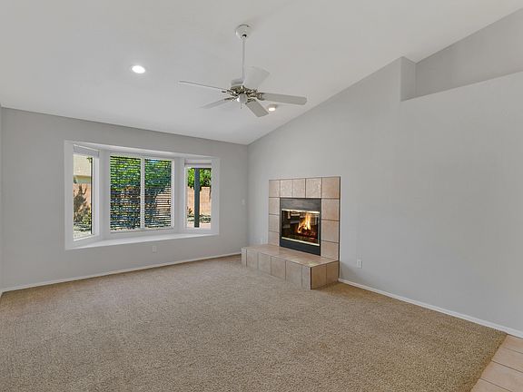 4th image of 8931 N Bottlebush Ln