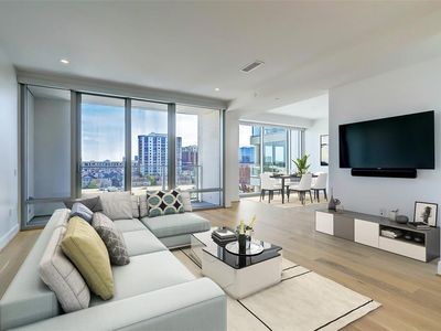 2047 Westcreek Ln UNIT 804, Houston, TX, 77027