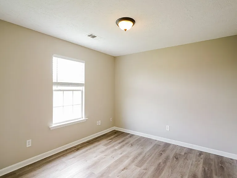 1021 Tammy Sue Ln — Photo 14