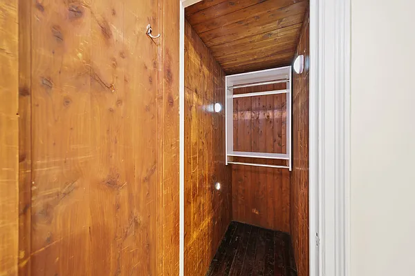 Rented by Cooper & Cooper Real Estate | media 21