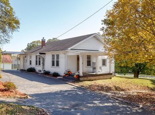 305 Milton St, Tuscumbia, AL 35674