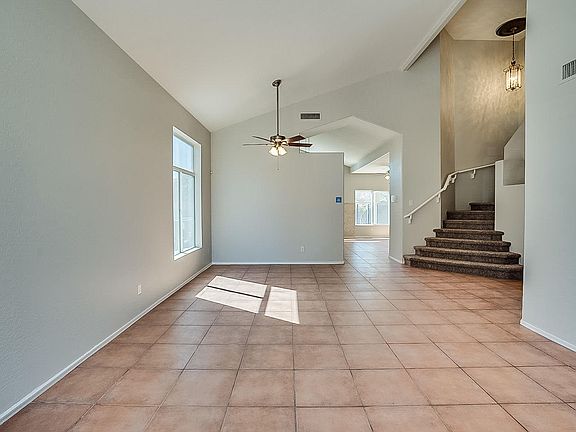 4th image of 10463 E Diamond Ave