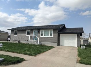 2722 31st St, Columbus, NE 68601