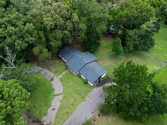 5th image of 104 Timberlane Rd