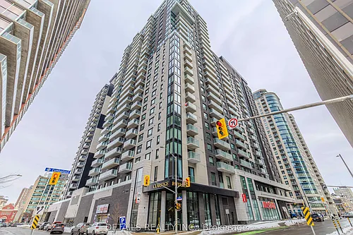 180 George St Photo 1