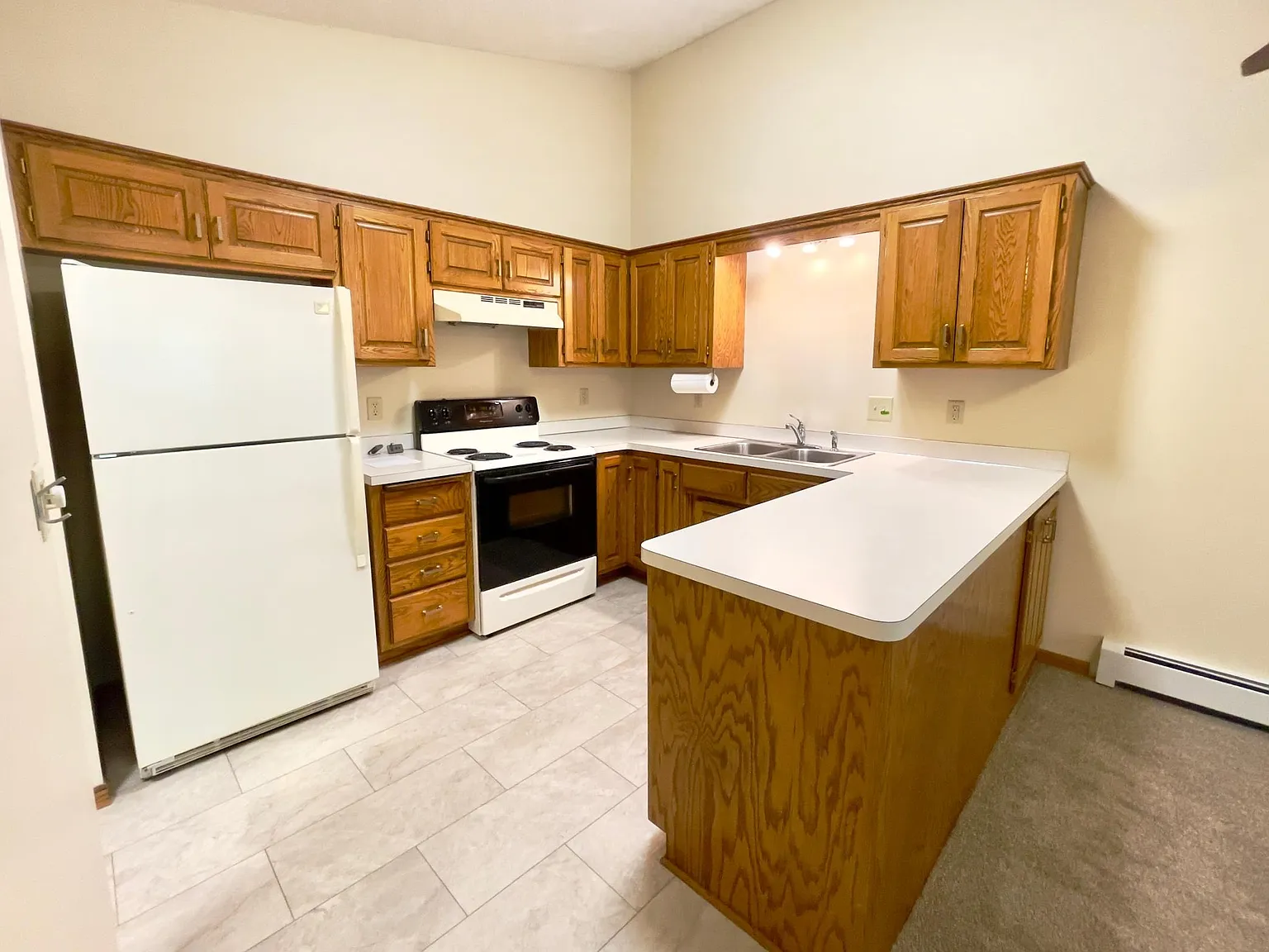 2 bed, 1.0 bath, 1000 sqft, $1,450 — Photo 2