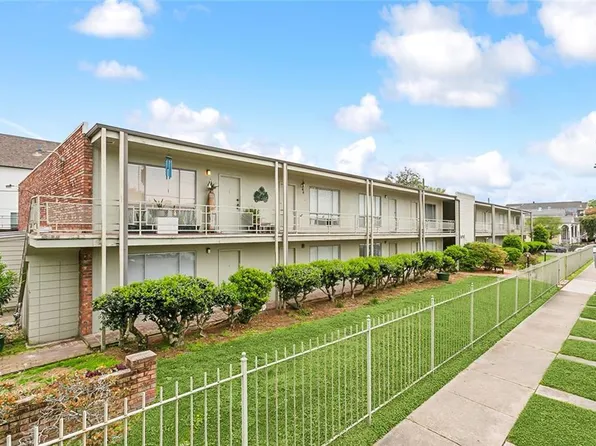 801 Henry Clay Ave APT 212, New Orleans, LA 70118