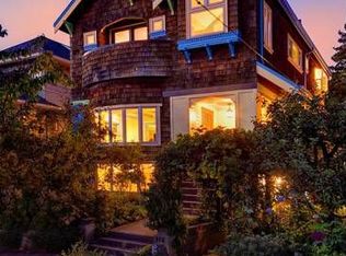 608 N 47th St, Seattle, WA 98103