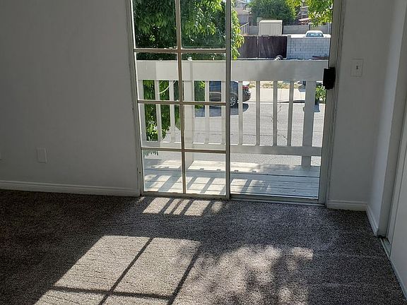 2nd image of 1075 W Devonshire Ave APT D