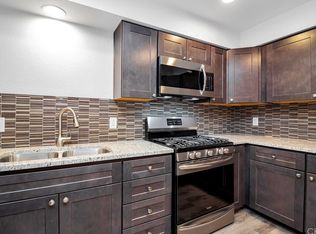 3149 Pearl Dr, Fullerton, CA 92831