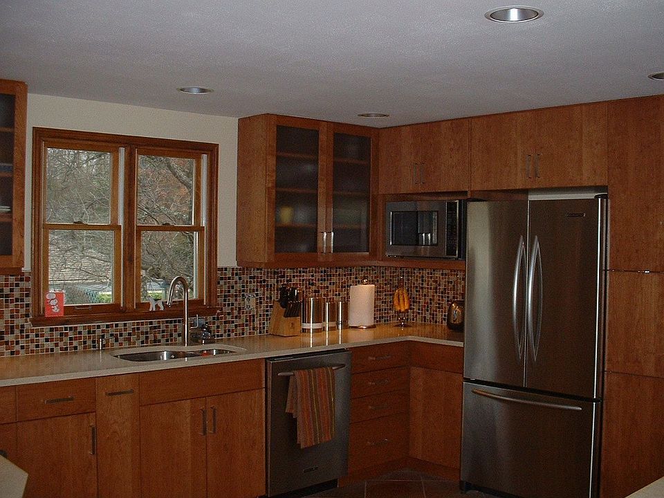 facing south in kitchen