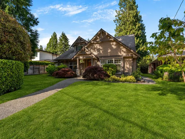 3538 Bluebonnet Rd, North Vancouver, BC V7R 4E1