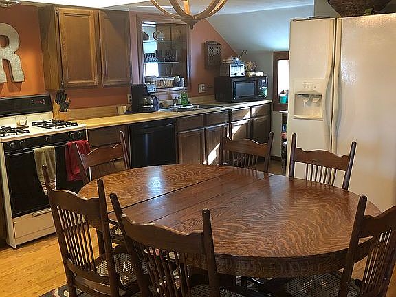 3rd image of 2404 Edson Dr