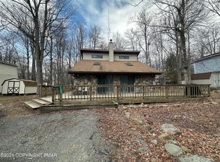 7272 Long Pine Dr, Tobyhanna, PA