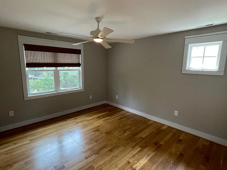 2513 Francis St — Photo 32