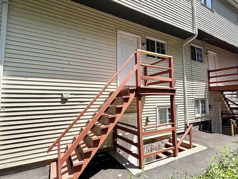 71 Williams St #C — Photo 15