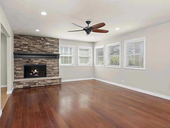 5th image of 885 Eldorado Dr