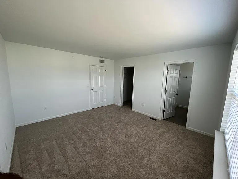 1815 Shady Ln — Photo 15