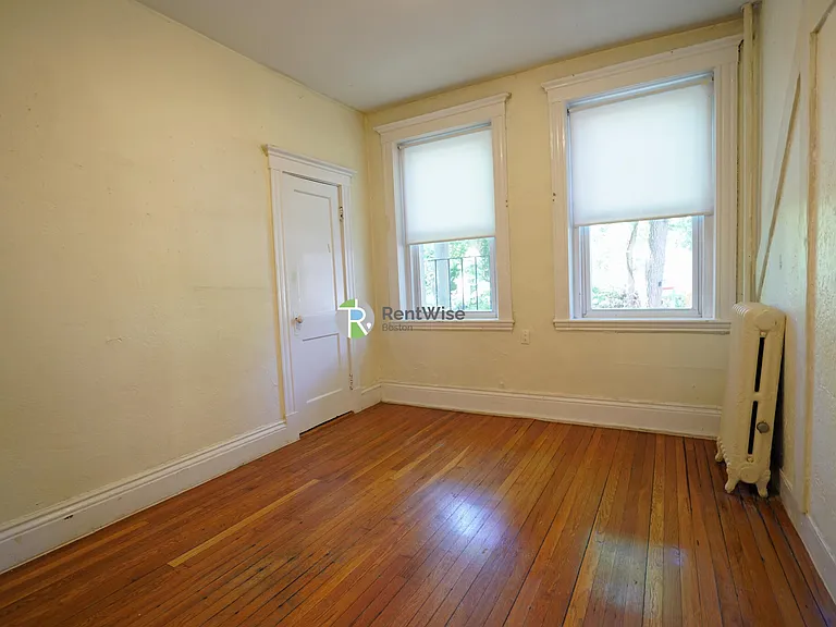 159 Kelton St #15U — Photo 7