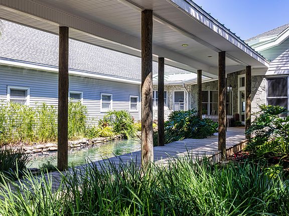 4th image of 1083 Treepoint Dr