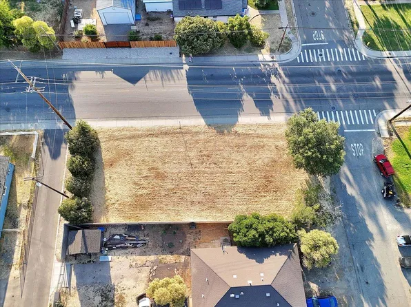 Ivy St, Live Oak, CA 95953