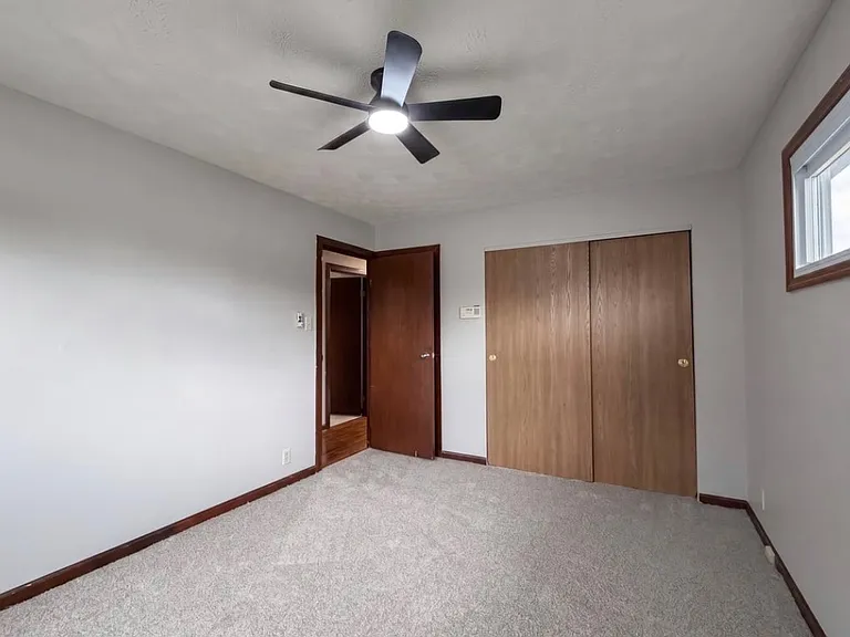 816 Walter Ave — Photo 6