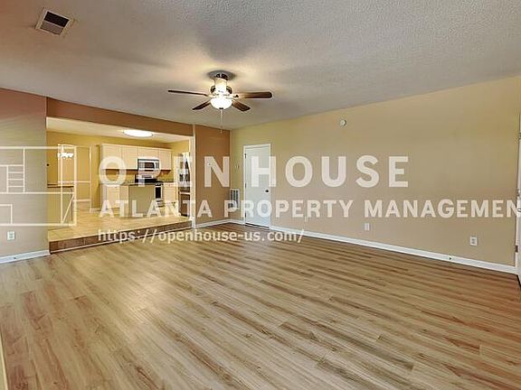4th image of 35 Bermuda Ct