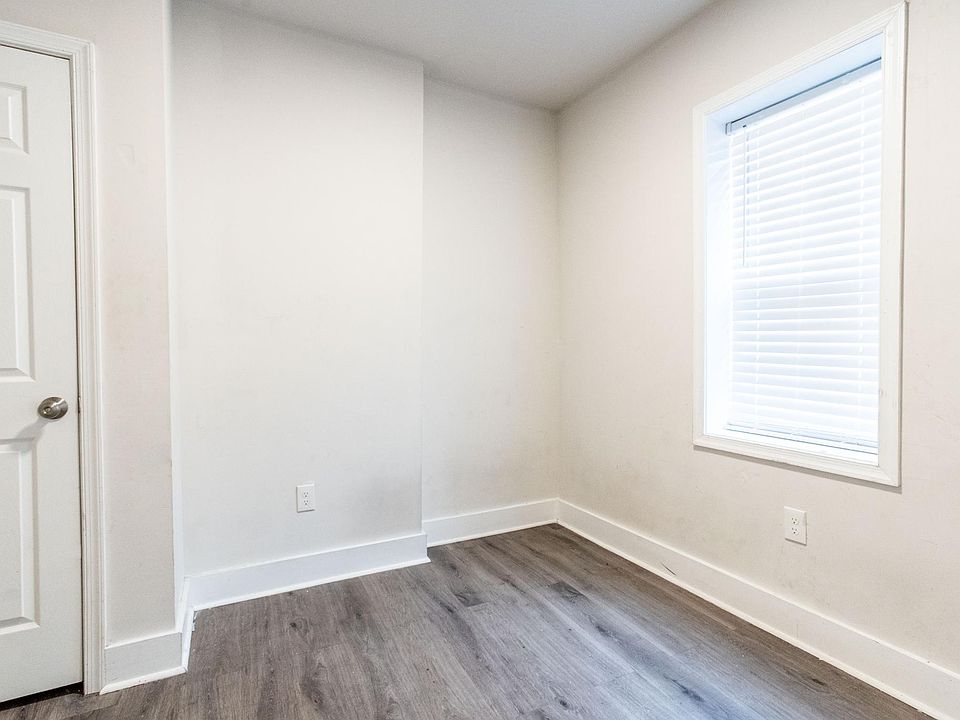 2nd image of 951 E Locust Ave #3