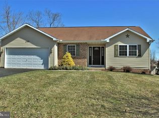 2169 Aslan Dr, York, PA 17404