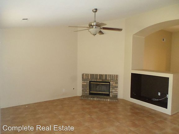 4th image of 37775 Alder Ct