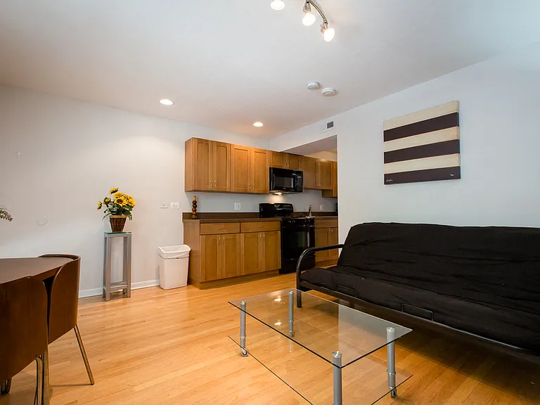 5140 S Kenwood Ave — Photo 4