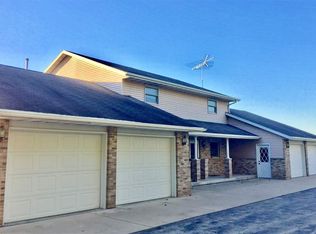 N5926N5928 Jefferson Rd, Johnson Creek, WI 53038
