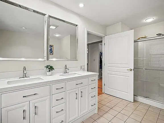 7 Sanctuary Dr #A — Photo 5