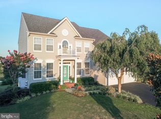 111 Keverne Ct, Stephens City, VA 22655