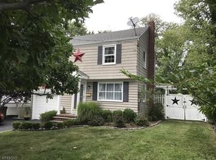 11 Squirehill Rd, Cedar Grove, NJ 07009