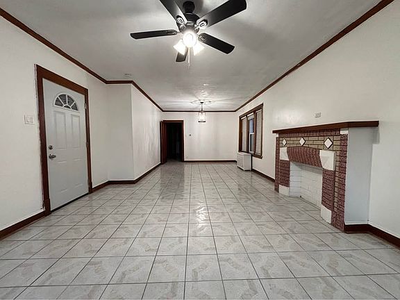 2nd image of 5250 W Parker Ave Unit 1