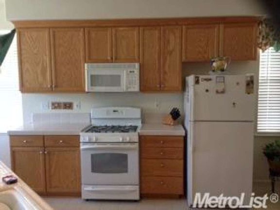4th image of 1249 Laurel Park Cir