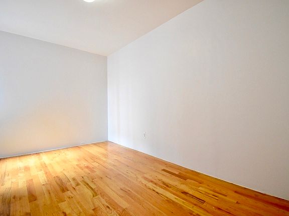 3rd image of 634 W 135th St APT 45