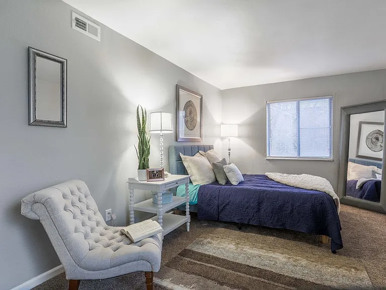 Prime at Uptown Apartments and Townhomes — Photo 24