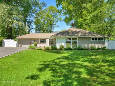 61 Buckeye Rd, Glen Cove, NY, 11542