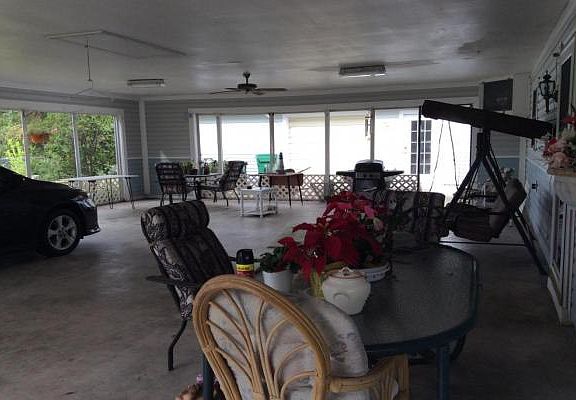 Home For Sale In Lakewood Park