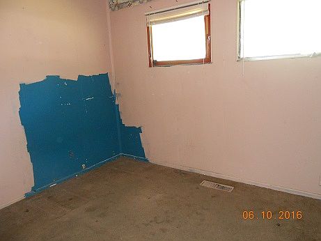 4th image of 904 S 19th St