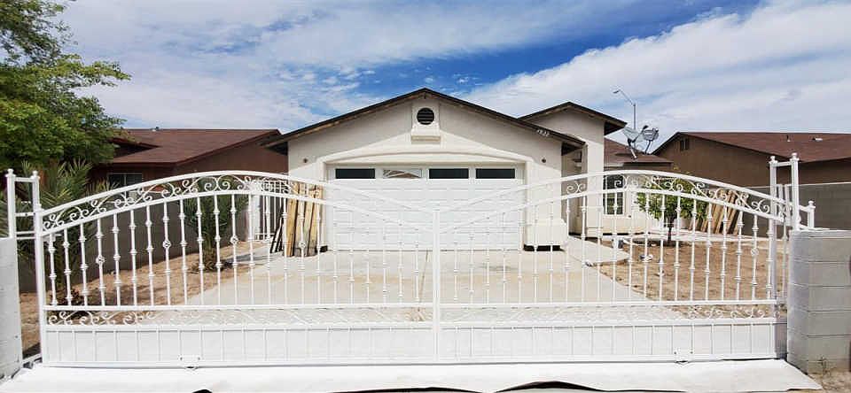 2nd image of 3822 E Udall Ln