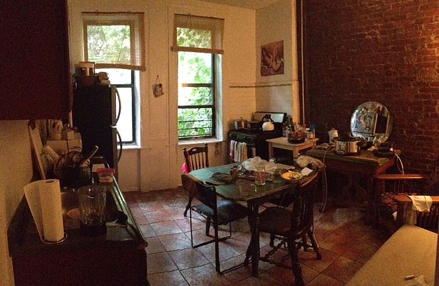 1st image of 254 Melrose St APT 2L
