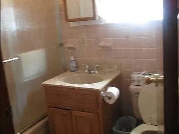 3rd image of 43 Virginia Ave