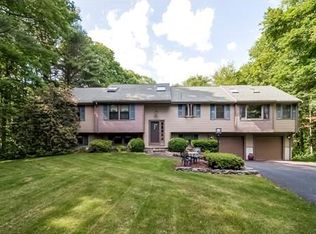 12 Rustic Dr, Mansfield, MA 02048