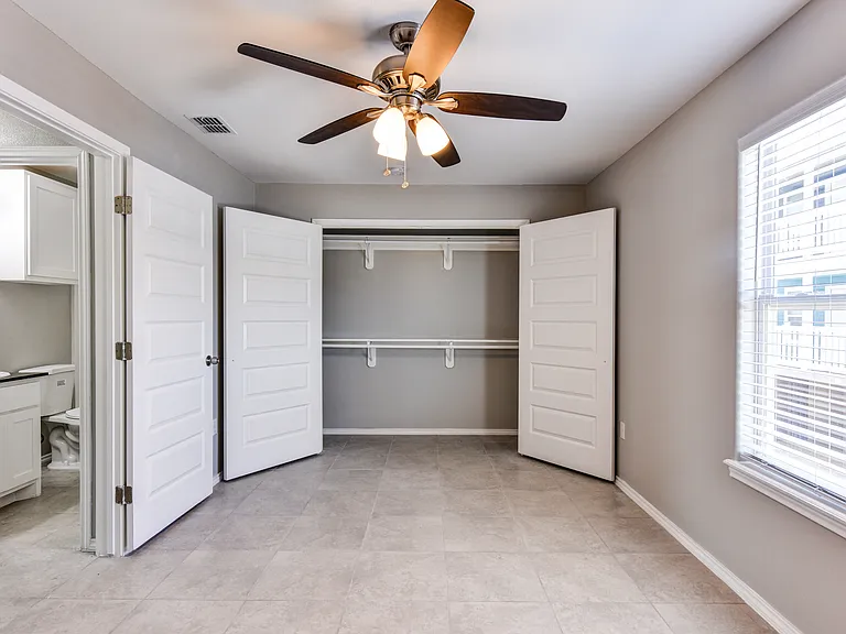 1BR