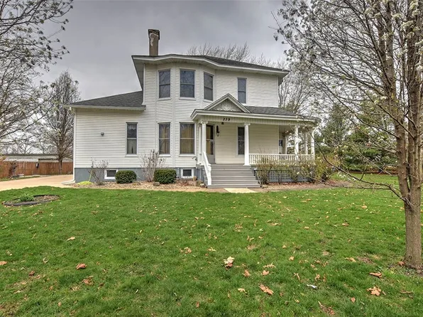 239 S Main St, Niantic, IL 62551