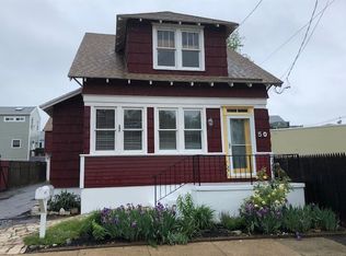 50 Valley St, Highlands, NJ 07732